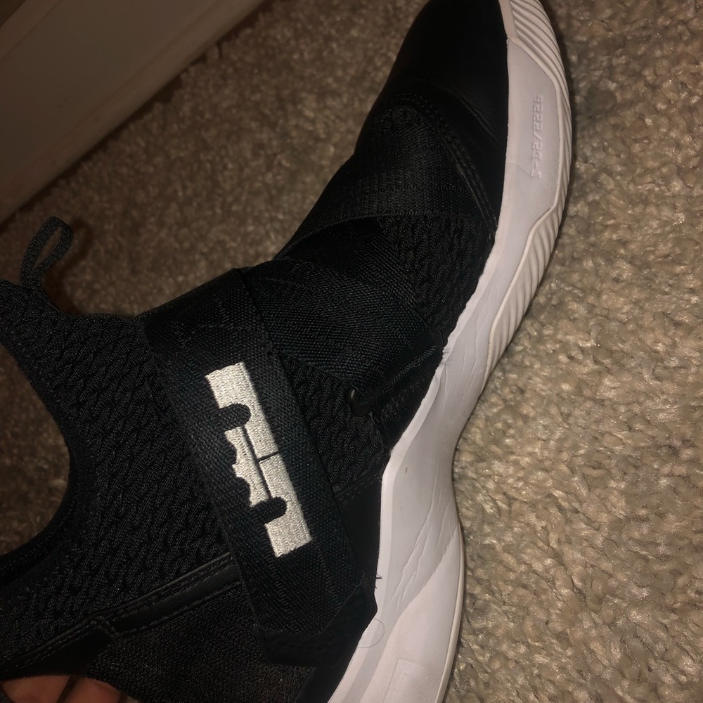 LeBron soldier XII TB PROMO size 9.5
